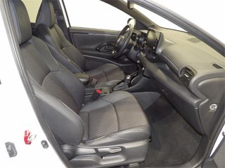 TOYOTA Yaris 1.5 120H Style