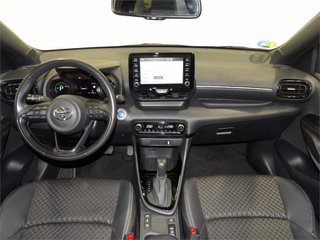 TOYOTA Yaris 1.5 120H Style