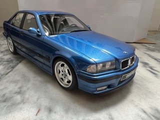 BMW M3 E36 Sedán Azul Otto 1:18