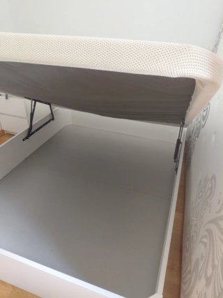 Canapé abatible blanco 150cm Con esquinas redondas