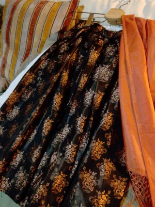 Conjunto Baturra Negro y Dorado