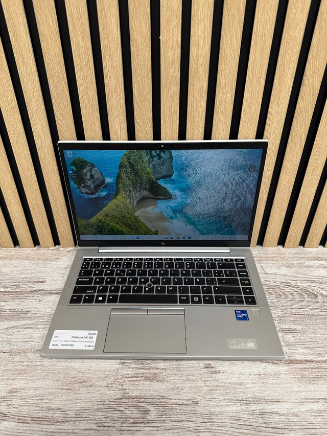 HP Elitebook 840 G8 i7 16GB 256GB SSD