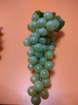 4 racimos uvas plástico vintage años 60