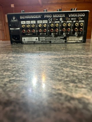 Mezclador Behringer VMX300 Plata
