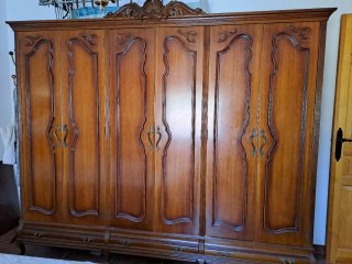 Dormitorio vintage madera oscura