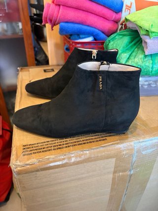 Botas Prada ante negras