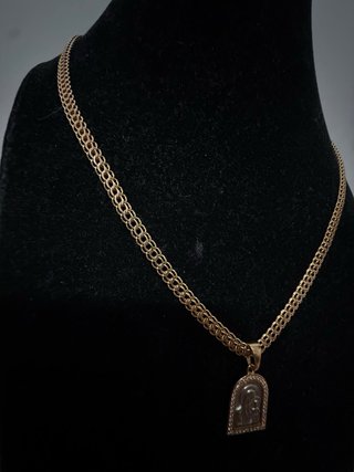 Cadena de Oro 14K con Colgante