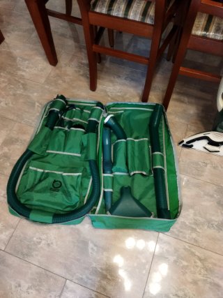 Scopa elettrica Folletto VK 131 + accessori