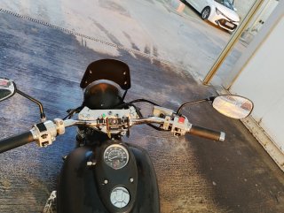 Kymco Venox 250 Cruiser Negra