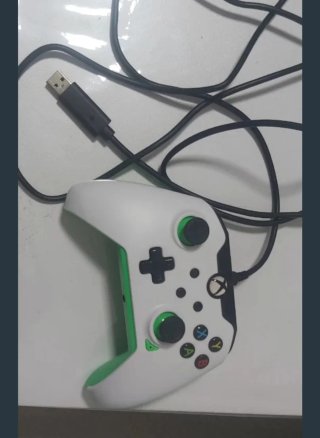 Mando Xbox Blanco y Verde para PC