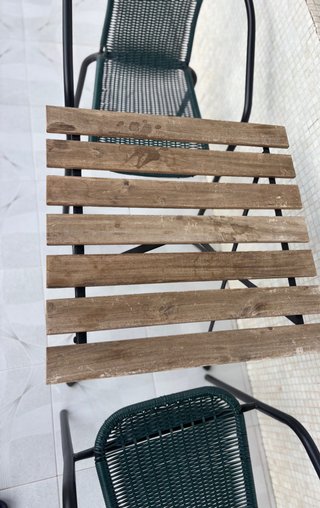 Mesa y 2 sillas terraza madera y metal