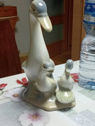 Figura familia patos Miguel Requena