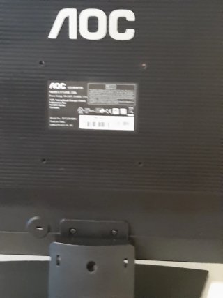 Pantalla AOC Plata y Negra