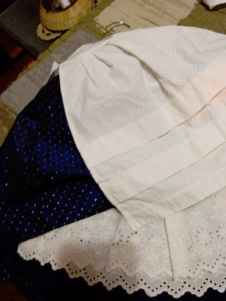 Conjunto Baturra blanco y azul