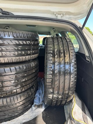 Llantas OZ Racing 17 4x100 con Neumáticos