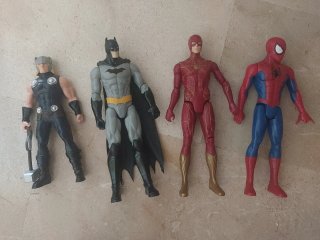 Figuras Superhéroes DC y Marvel