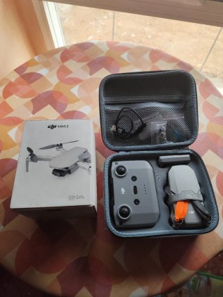 Dron DJI Mini 2 - Ultraligero 4K