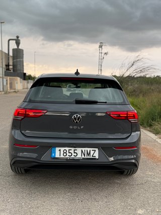 VOLKSWAGEN Golf Life 2.0 TDI