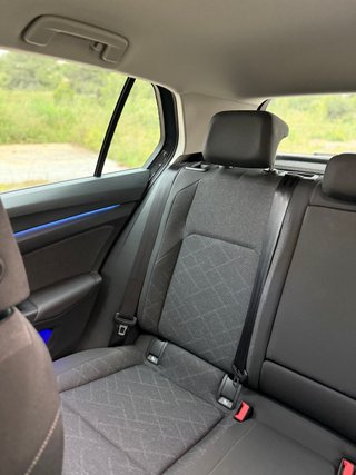 VOLKSWAGEN Golf Life 2.0 TDI