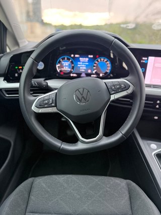 VOLKSWAGEN Golf Life 2.0 TDI
