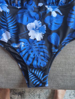 Costume intero fantasia floreale blu