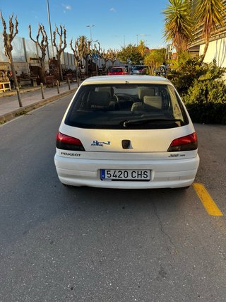 Peugeot 306 2.0 HDI ITV hasta JULIO 2027
