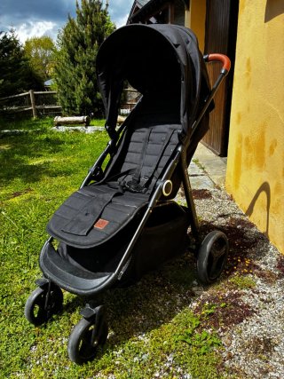 Carrito bebé Kinderkraft negro