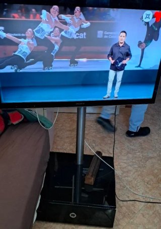 Televisión Sony Negra y Plateada