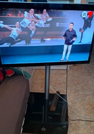 Televisión Sony Negra y Plateada
