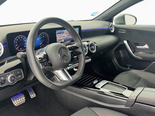 Mercedes-Benz Clase A 180 100 kW (136 CV)