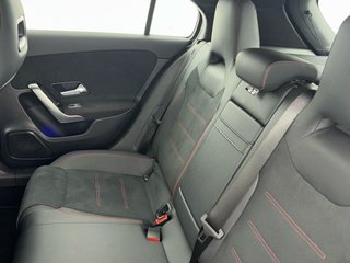 Mercedes-Benz Clase A 180 100 kW (136 CV)