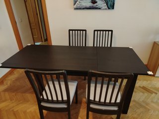 Mesa comedor extensible + 4 sillas