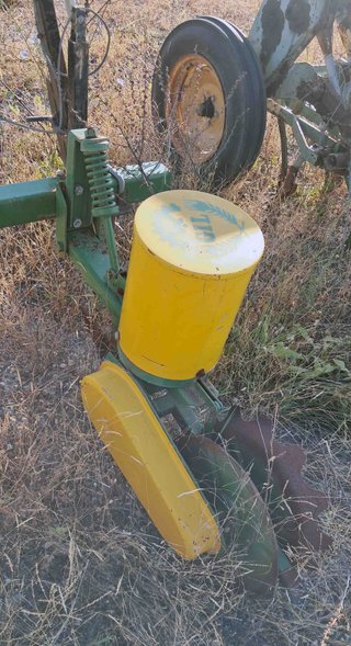 Sembradora GIL para maíz y girasol de 4 tambores.