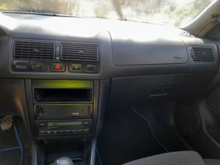 Volkswagen Golf 2001