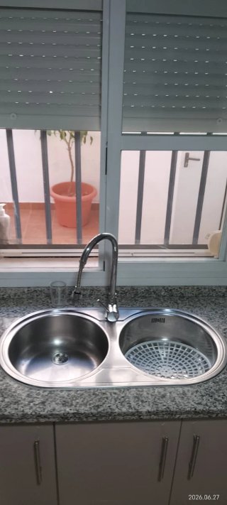 Lote de electrodomésticos y fregadero de 2 senos
