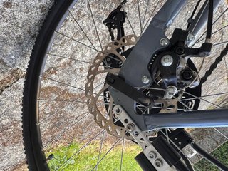 Bicicleta RIVERSIDE Trekking Gris