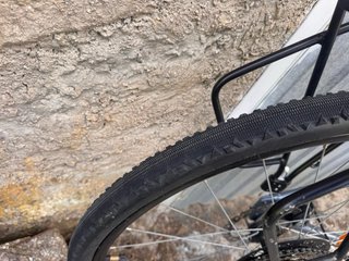 Bicicleta RIVERSIDE Trekking Gris