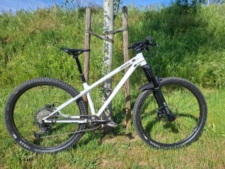 Commencal Meta HT AM 29' 2025