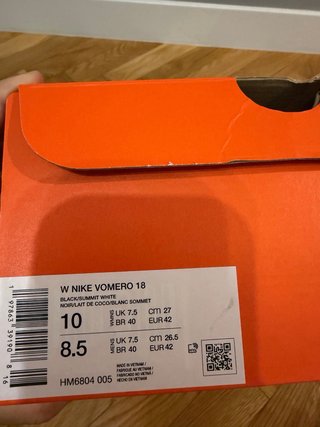 Nike Vomero 18 Negro/Blanco