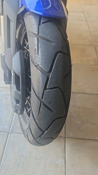 Zontes GK 350 Negra y Azul