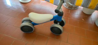 Bicicleta Mini Bike sin pedales azul