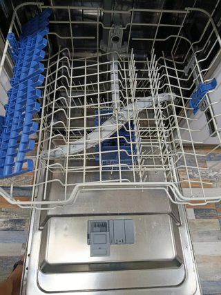 Lavavajillas Indesit -Plateado en Buen estado
