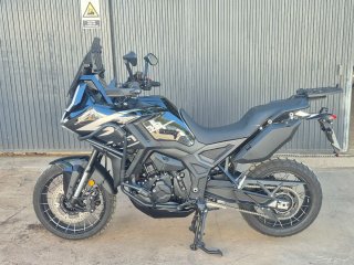 Zontes 703F Adventure Moto Negra