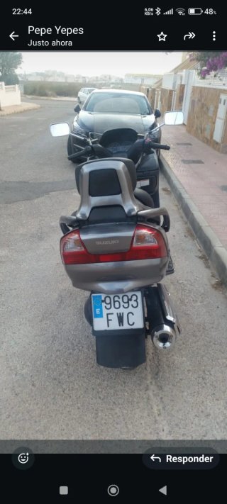 Suzuki Burgman 250 Gris Plata