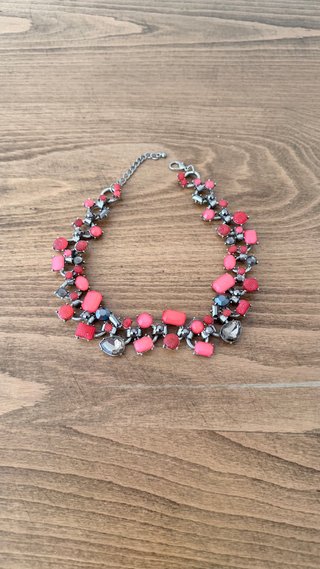 Collar piedras coral y cristal ahumado