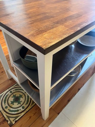 Isla de cocina madera roble y taburetes