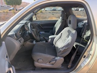 TOYOTA RAV4 2.0 D-4D 4X4 116 CV · 3 PUERTAS · 219.