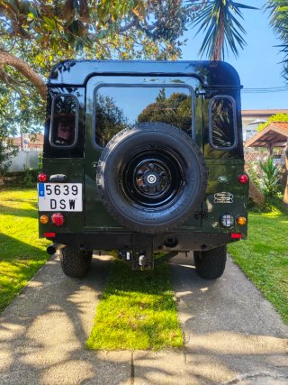 Land Rover Defender 2005