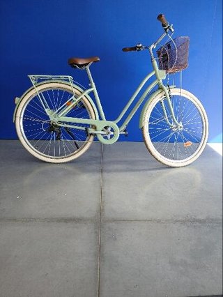 Bicicleta urbana clásica cuadro bajo 28 pulgadas 6 V Elops