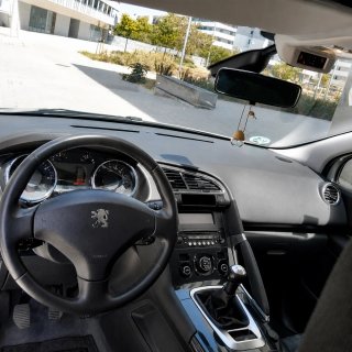 82.000km--Peugeot 3008--120cv--PREMIUN--C